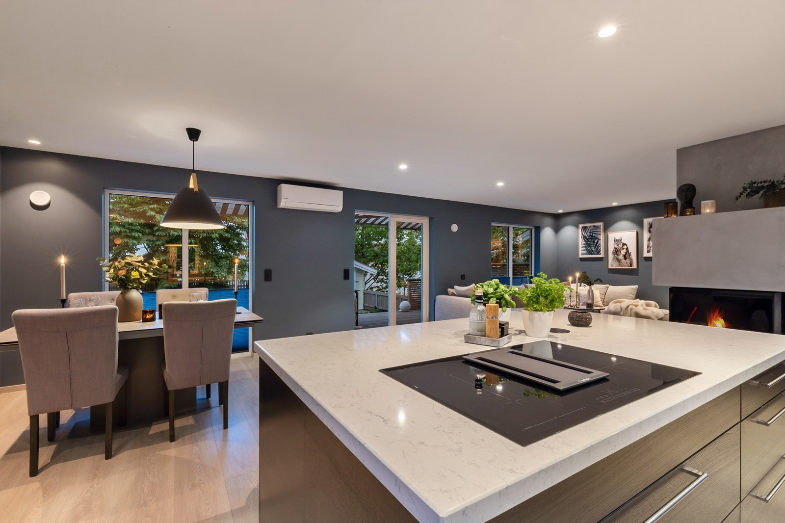 Boligen har varmepumpe (luft til luft). Galleribilde