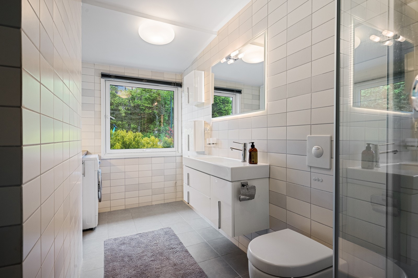 Baderom i hybeldel. Galleribilde