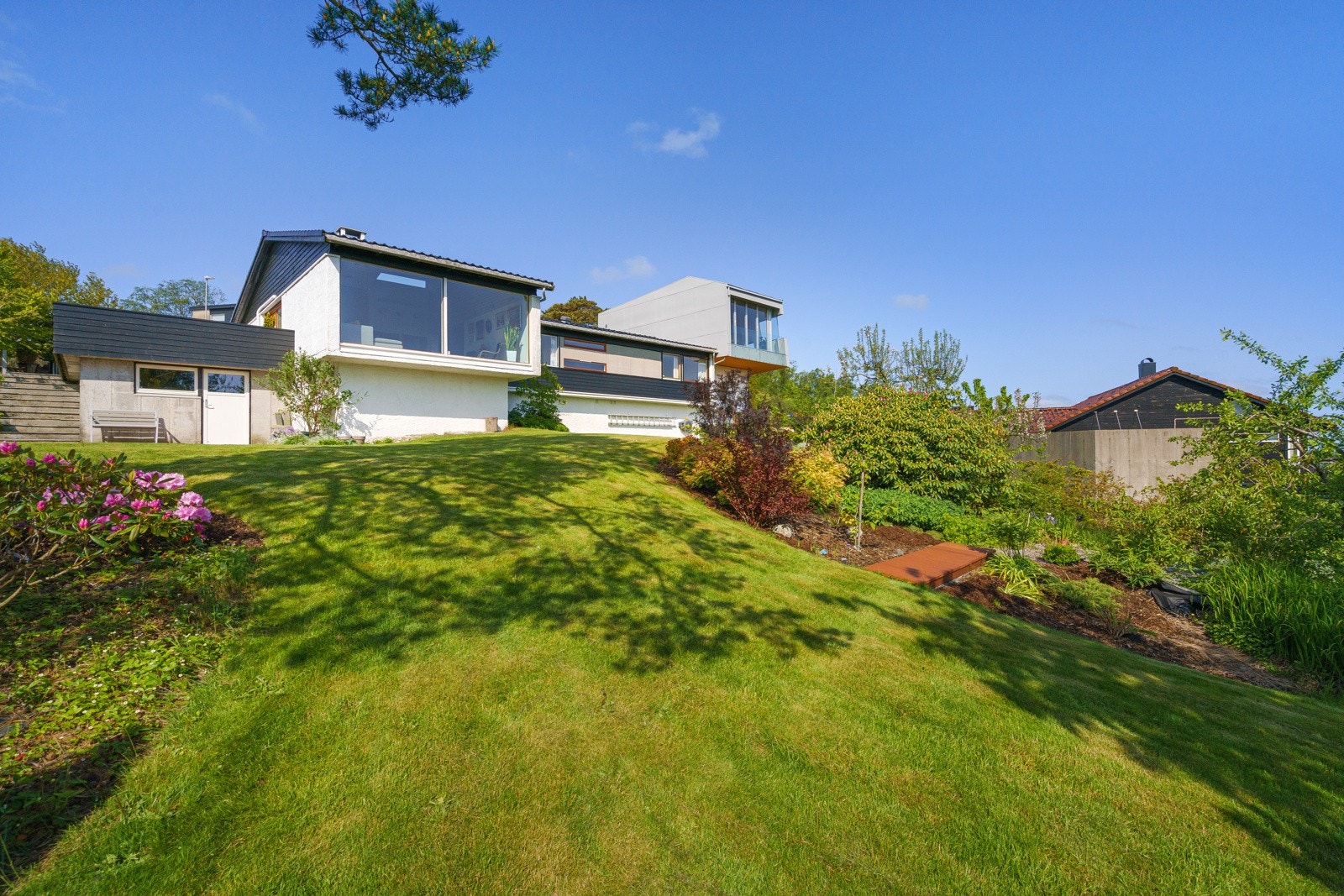 Uteområde. Galleribilde