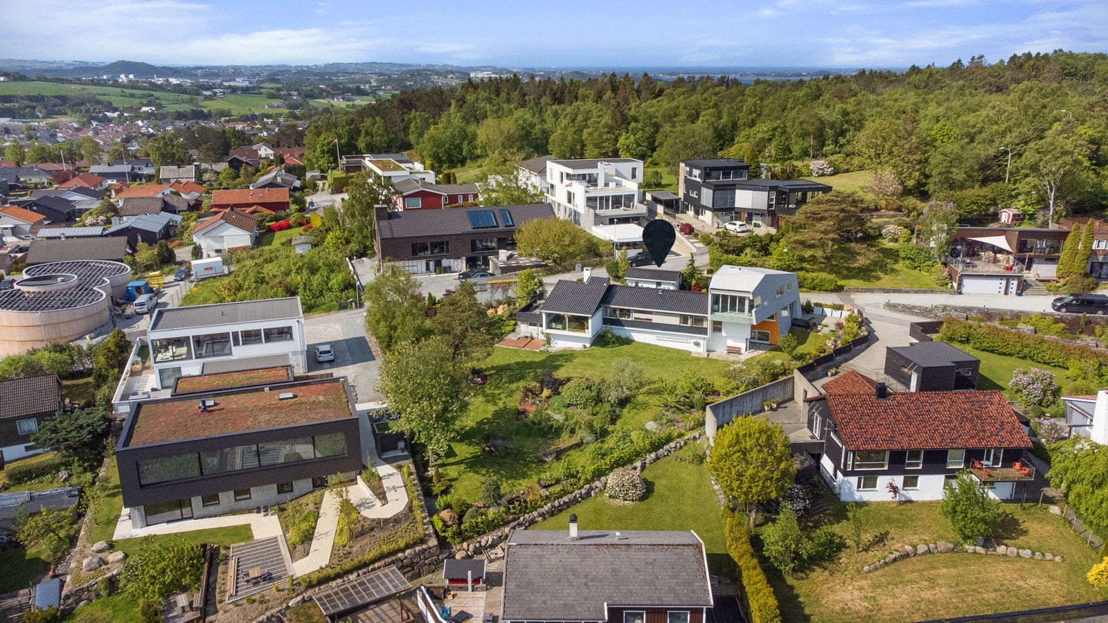 Boligen sett fra luften. Galleribilde