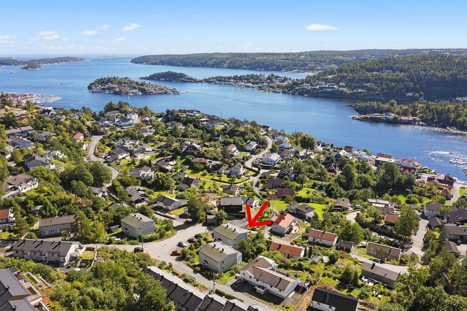 Rørvik preges av fred og ro, og nærhet til naturen. Galleribilde