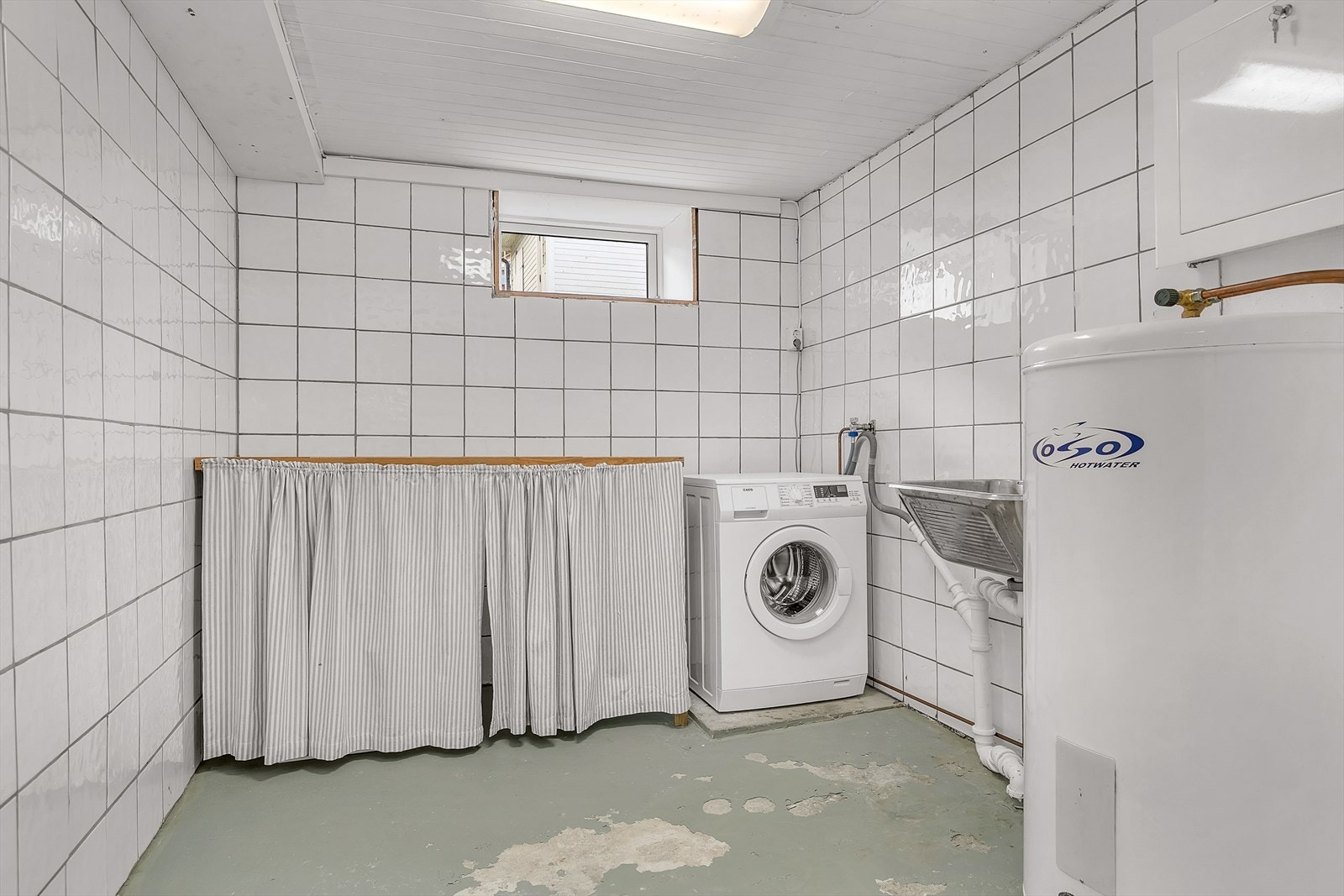 Underetasje - Vaskerom.jpg Galleribilde