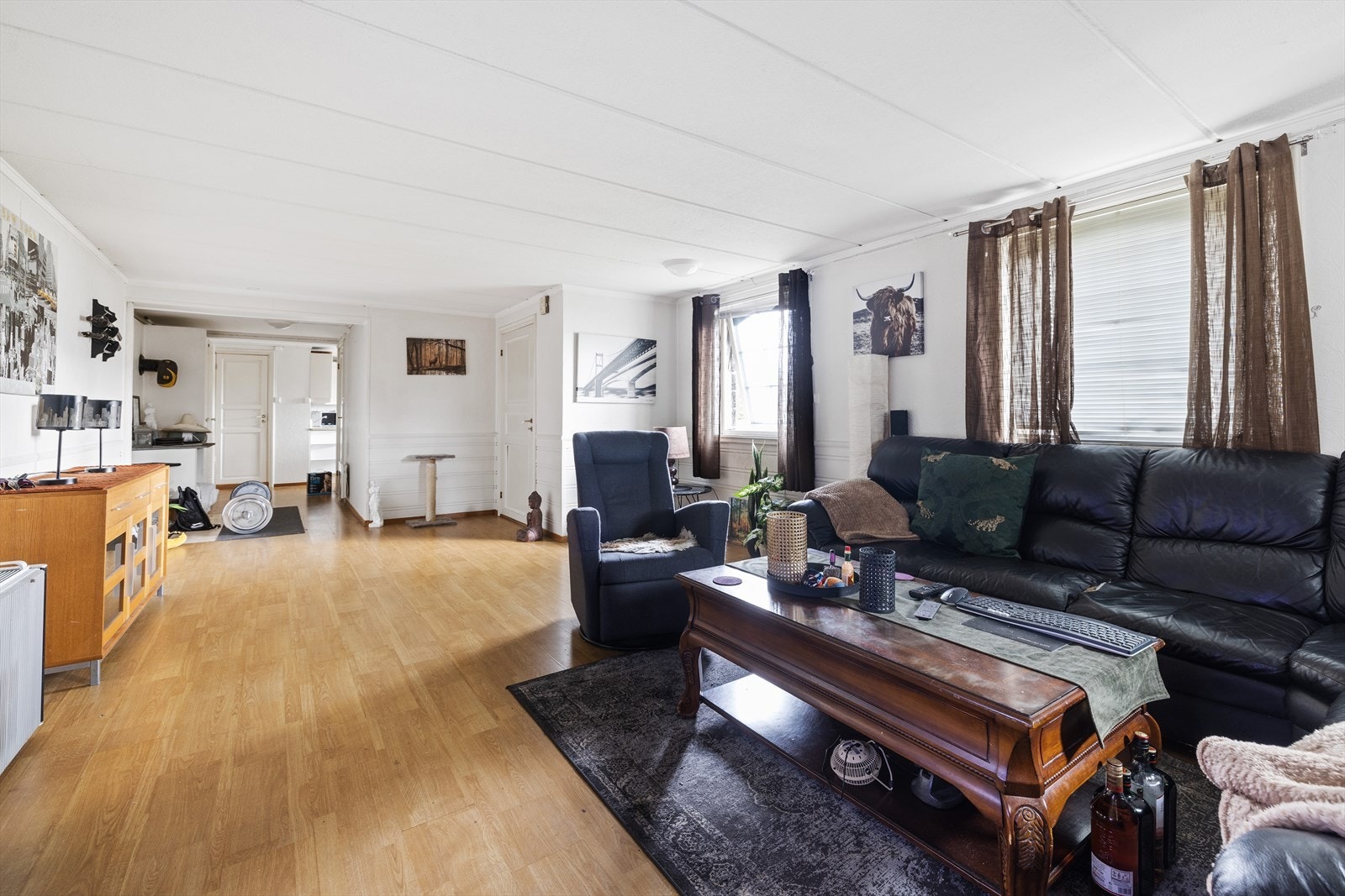 Romslig stue Galleribilde