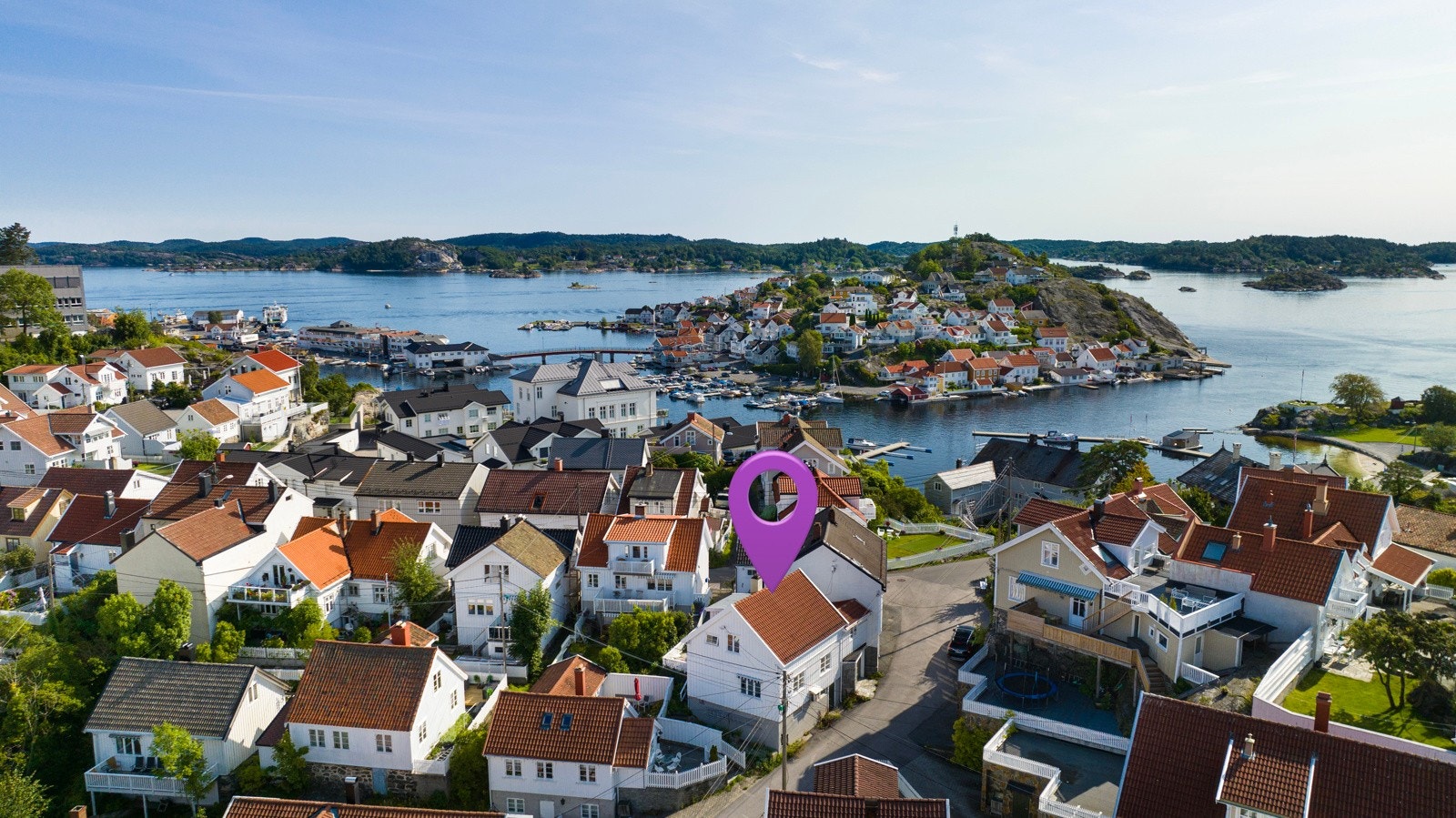 Det er flere fine badeplasser i kort avstand fra eiendommen. Galleribilde
