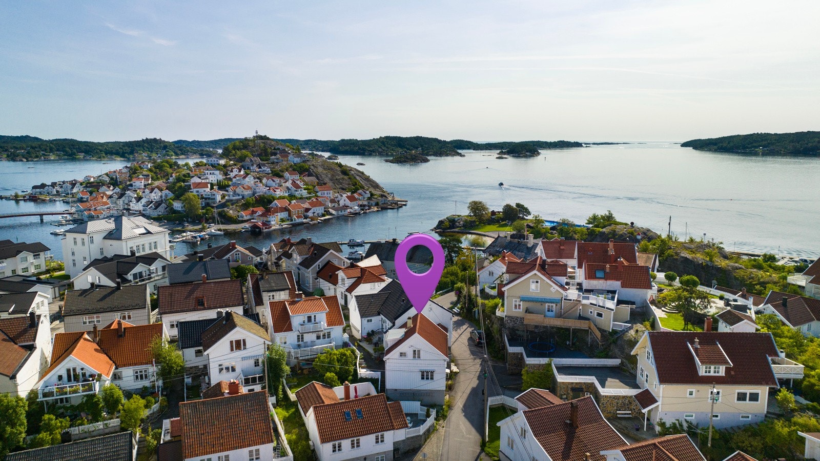 Eiendommen ligger i det sjarmerende boligområdet mellom Thomesheia og Smedsbukta Galleribilde