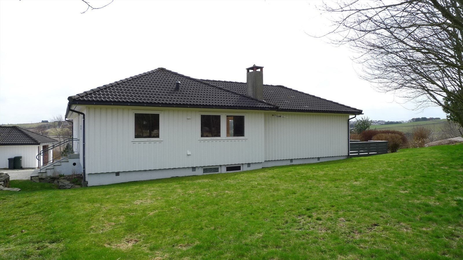 Stor hage - Large garden Galleribilde