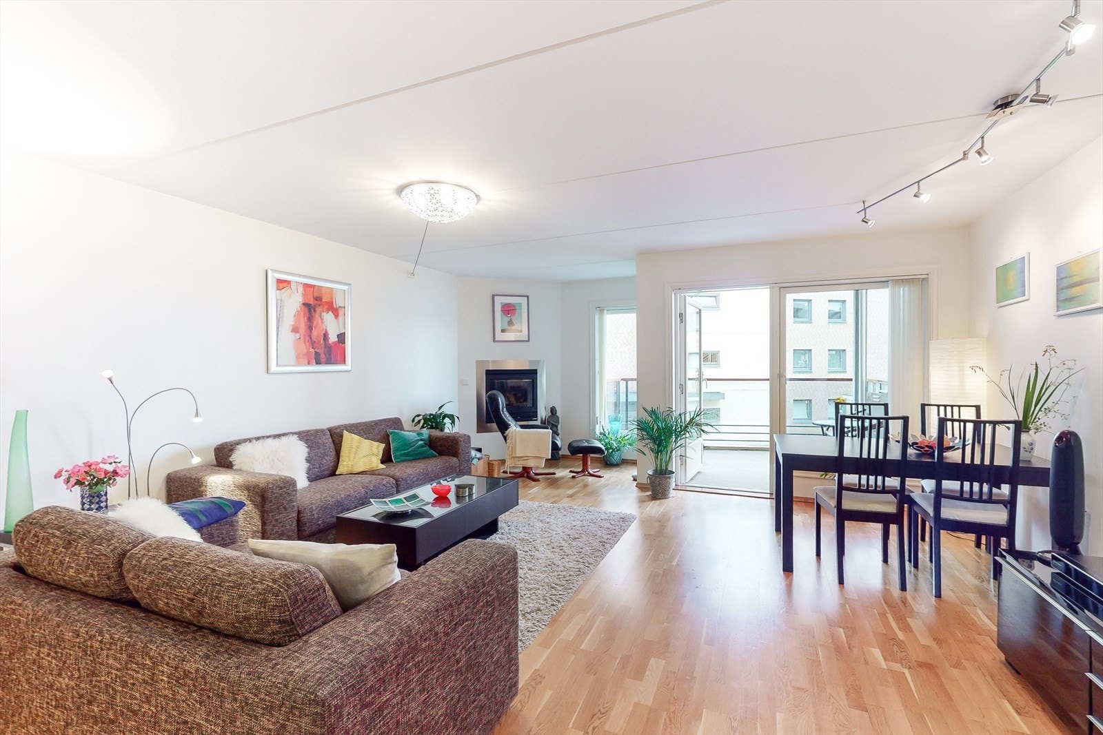 Verven 16 B - Velkommen til visning - Welcome to viewing Galleribilde