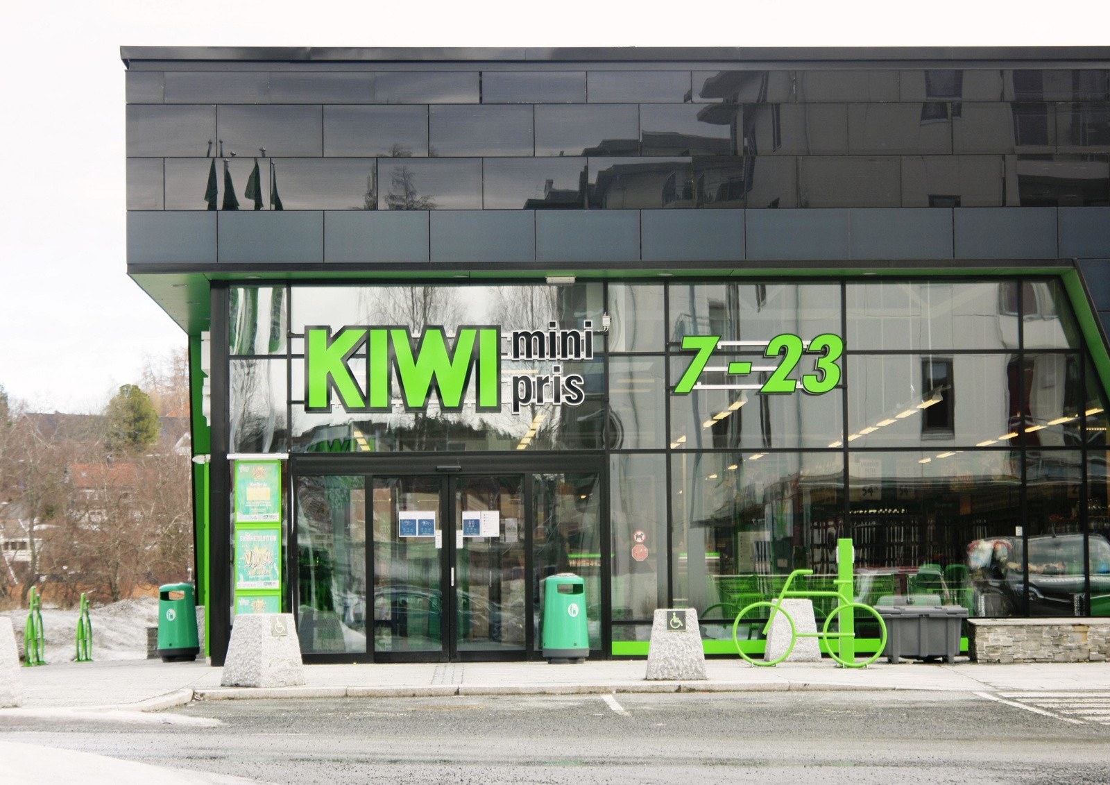 Nærbutikken Kiwi Dalgård ligger en kort spasertur unna. Galleribilde