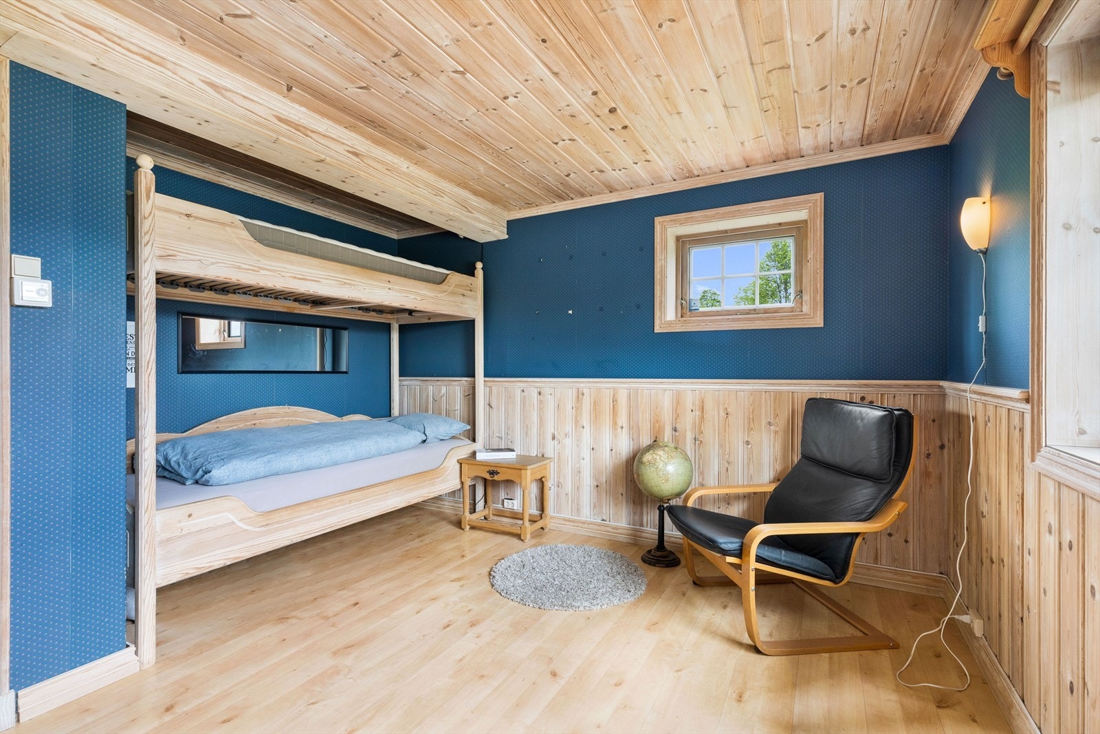 Innredet soverom i underetasjen. (Rommet er ikke godkjent som rom til varig opphold) Galleribilde