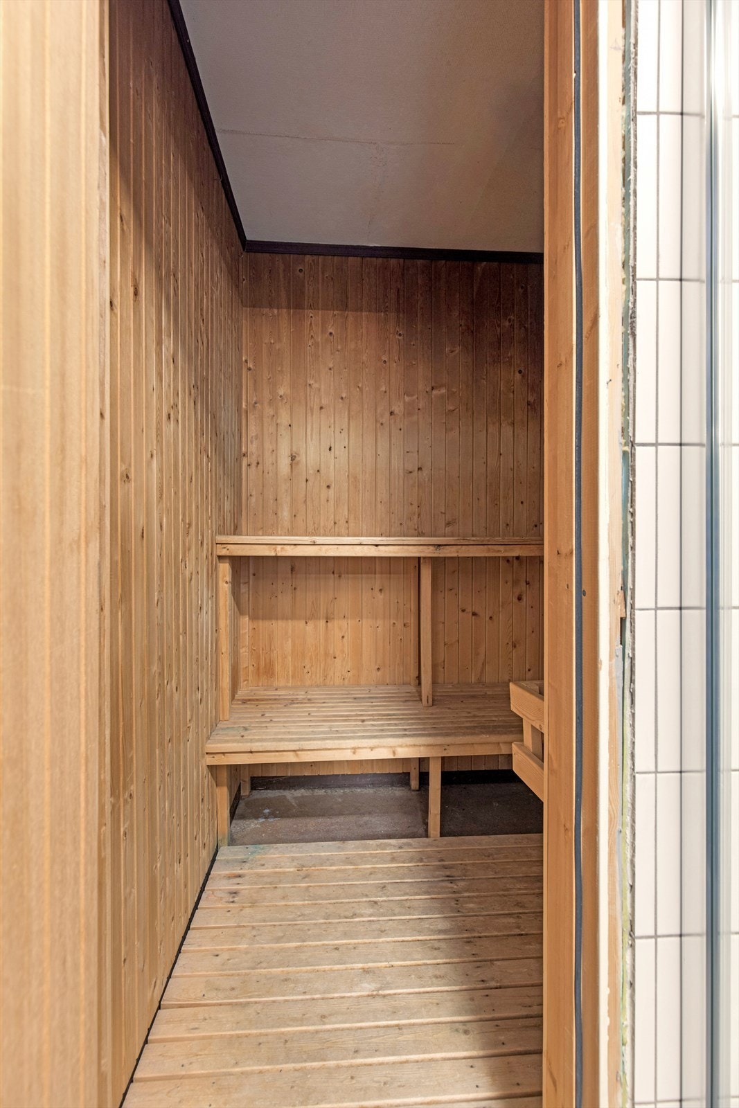 Badstue innenfor baderom nr 1 (rehabiliteringsklart). Galleribilde