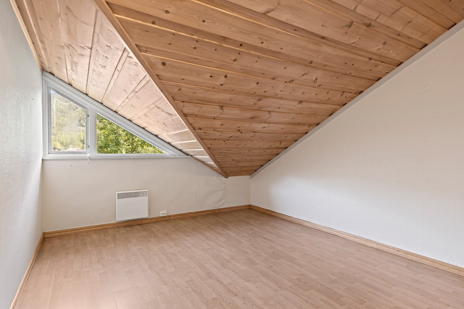 Soverom nr 4. Galleribilde