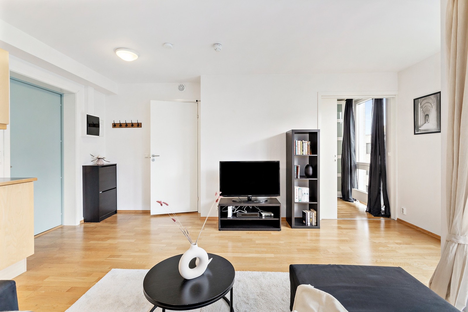 God plass til både spisebord og sofa. Galleribilde