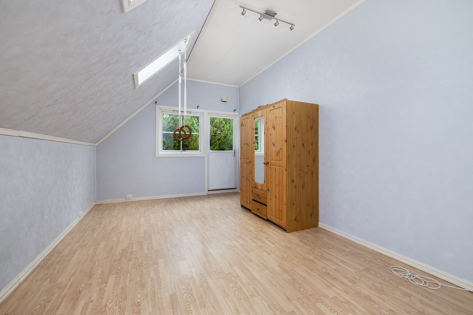 Soverom nr. 4 har også egen utgang til balkong. Galleribilde