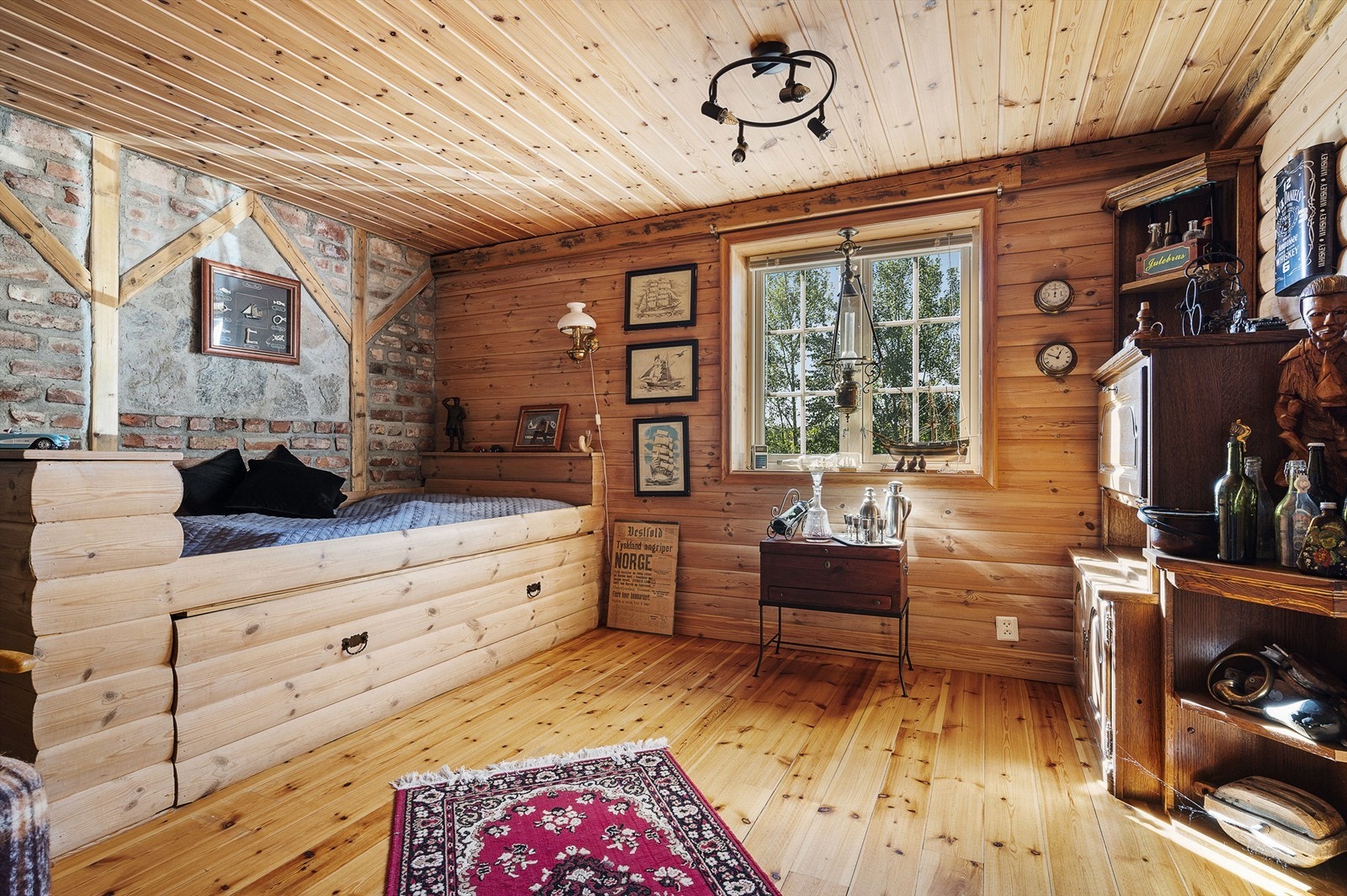 Soverom underetasje Galleribilde