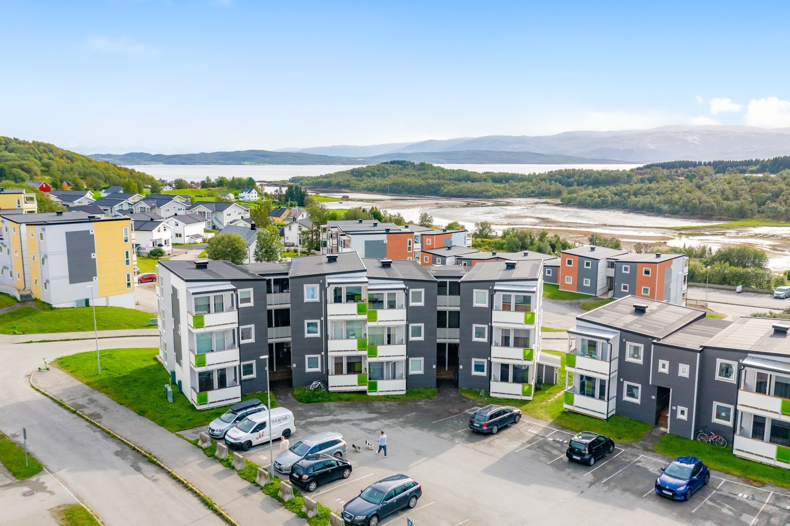 Velkommen til Martha Støvers vei 34E - en lys, innbydende og delikat 3-roms toppleilighet. Galleribilde
