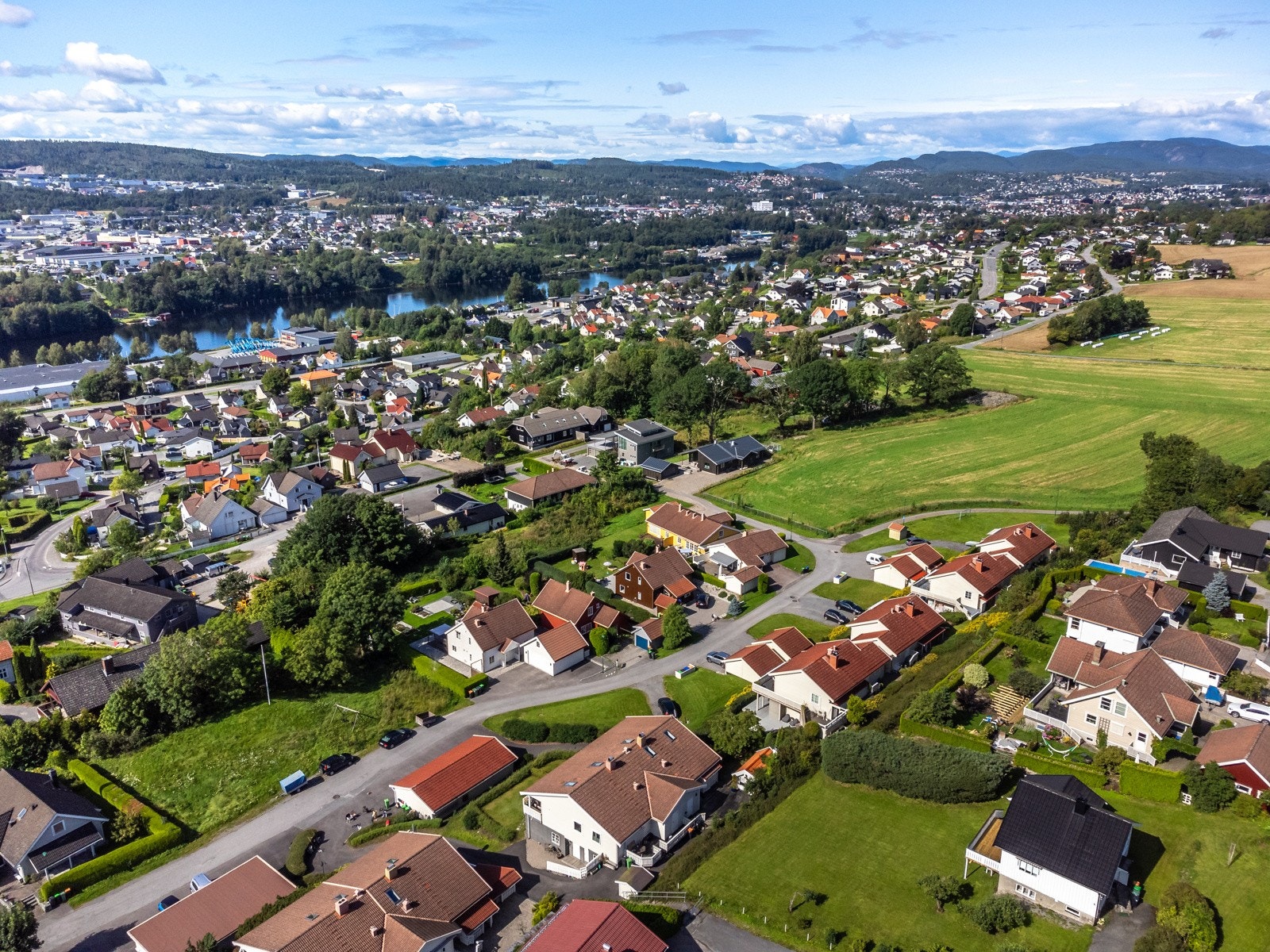 Flott og landlig beliggenhet Galleribilde
