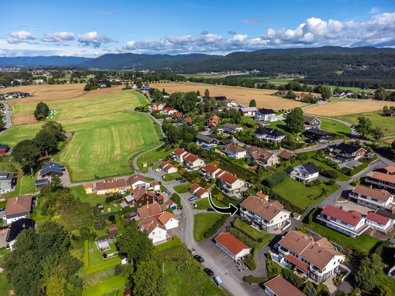 Ilenlia ligger i et populært boligområde, sentralt mellom Porsgrunn og Skien. Galleribilde