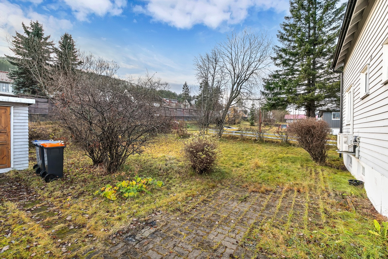 Vi avslutter runden vår og ønsker deg velkommen på visning! Galleribilde