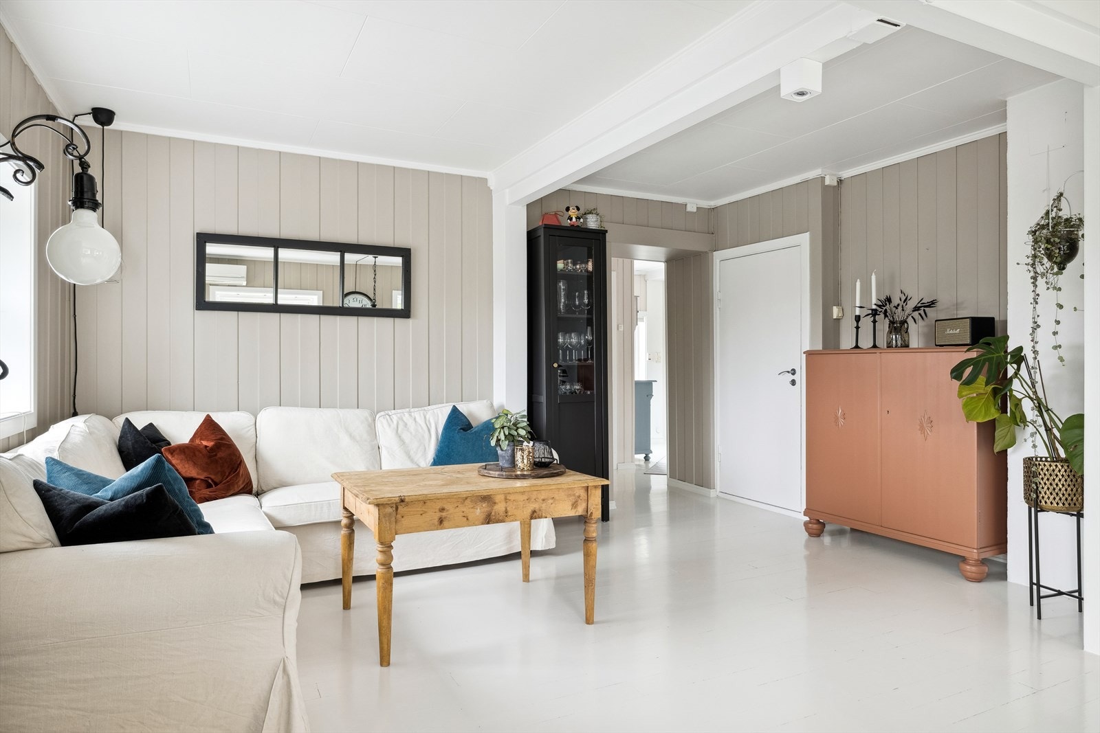 Malt i et moderne og delikat fargevalg. Galleribilde