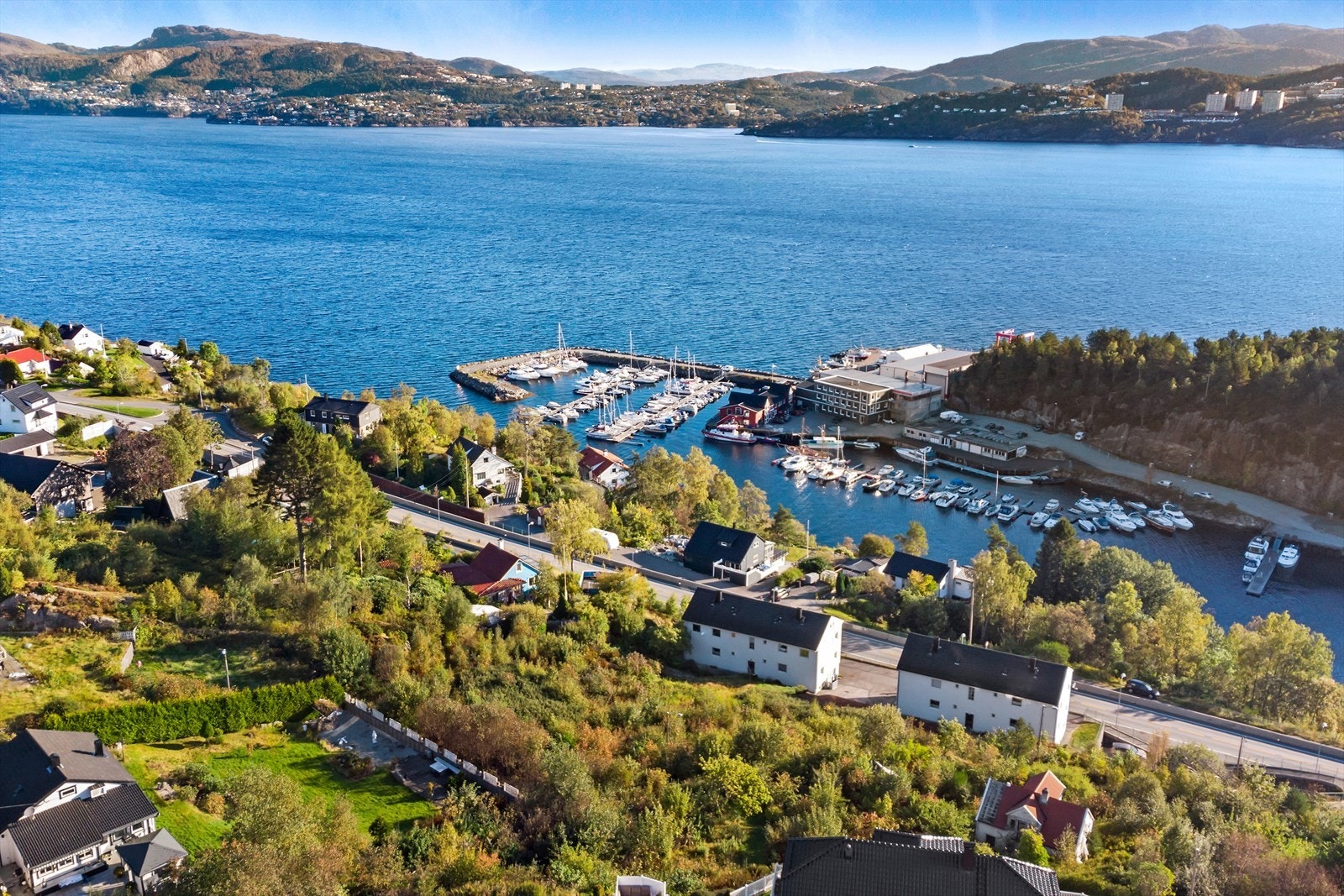 Velkommen til tomt Florvåg - Presentert av Eiendomsmegler Vest v/ Tom Rosenlund Galleribilde