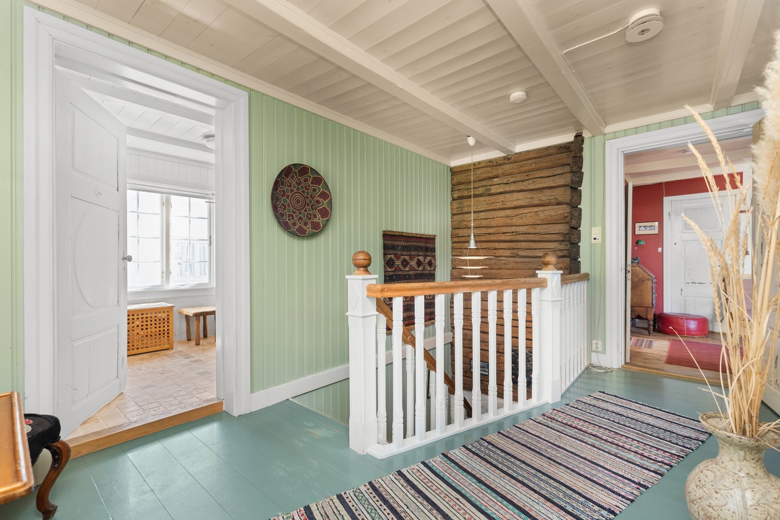 Her er tilgang til bad, separat wc samt stue. Galleribilde