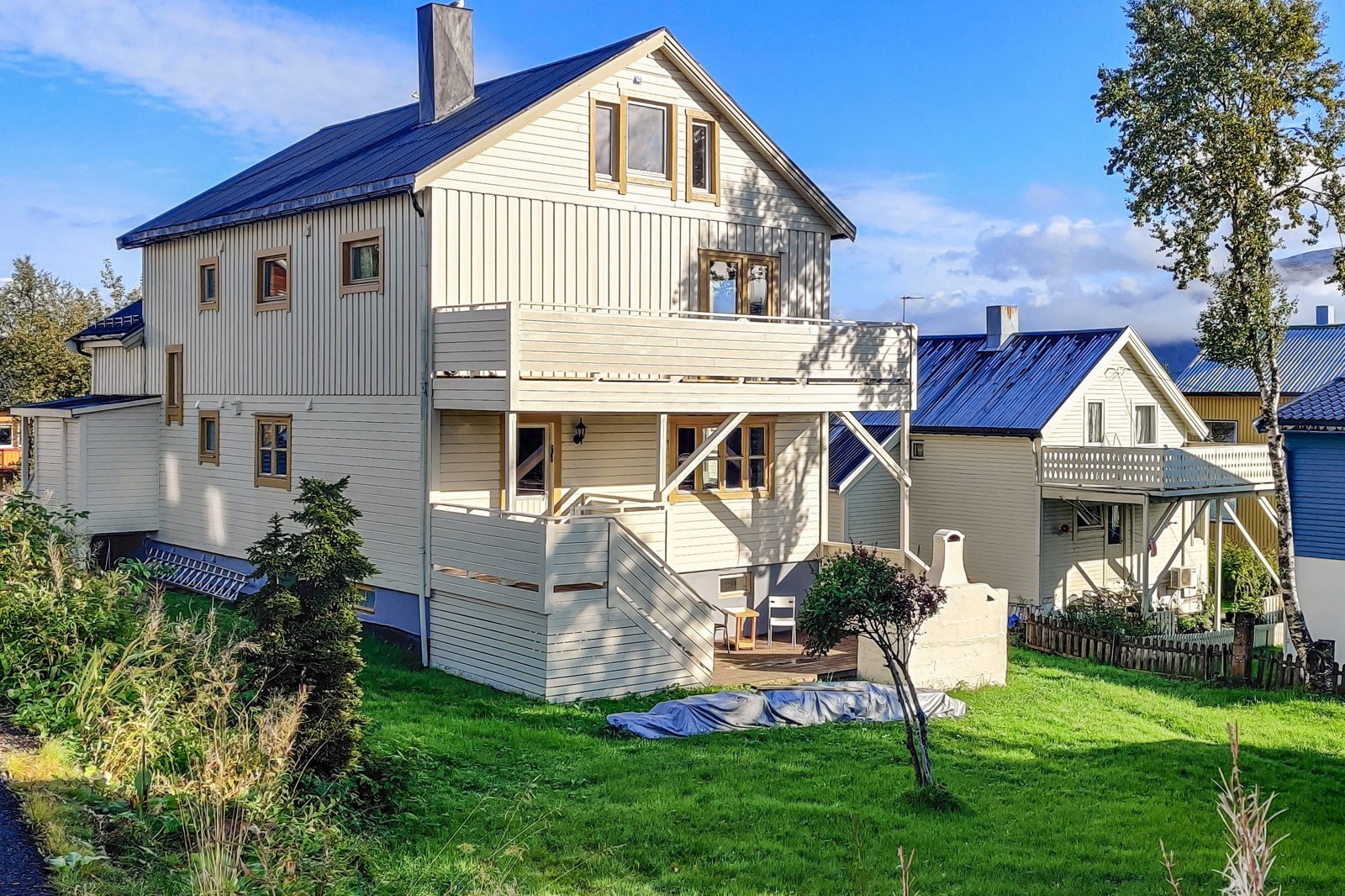 Velkommen til Skagesundvegen 8 - Presentert av Anders Karlstrøm