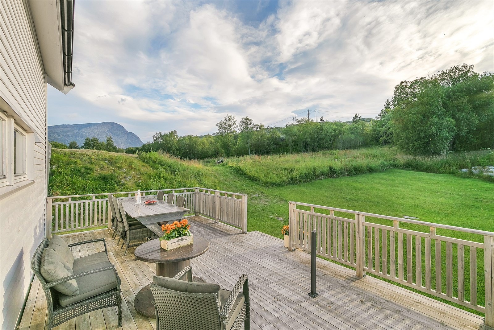 _Utendørs hovedhus Galleribilde