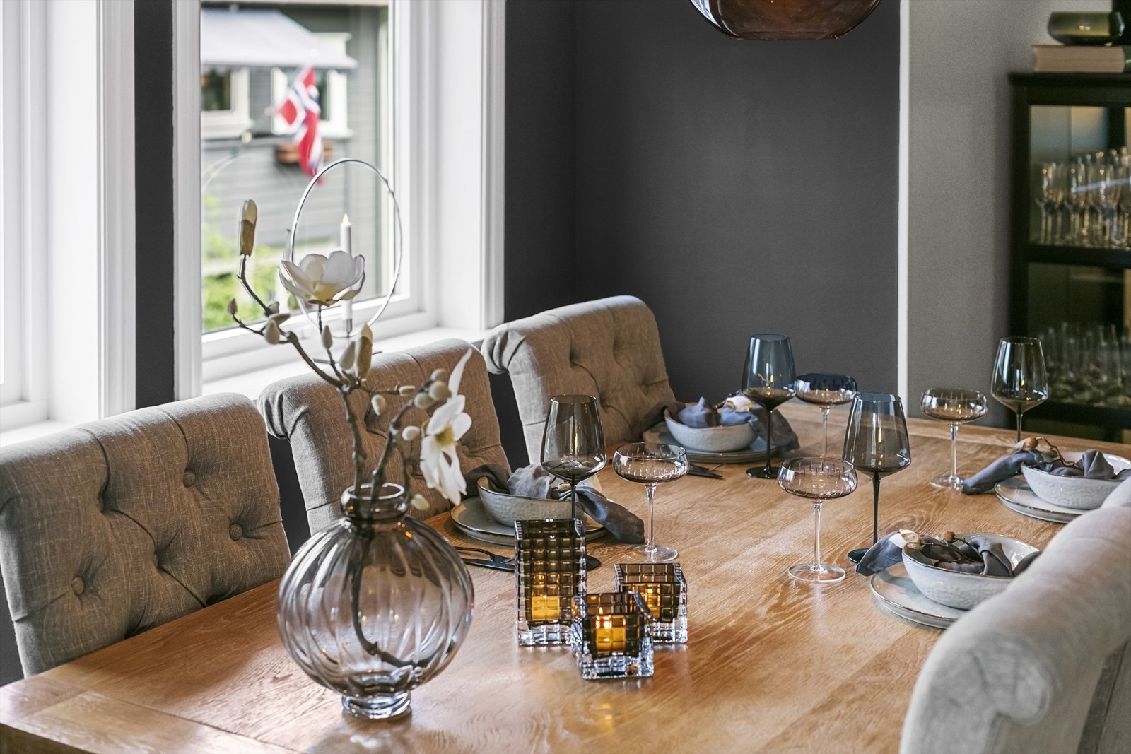 Her kan det dekkes langbord til hyggelige lag med familie og venner! Galleribilde