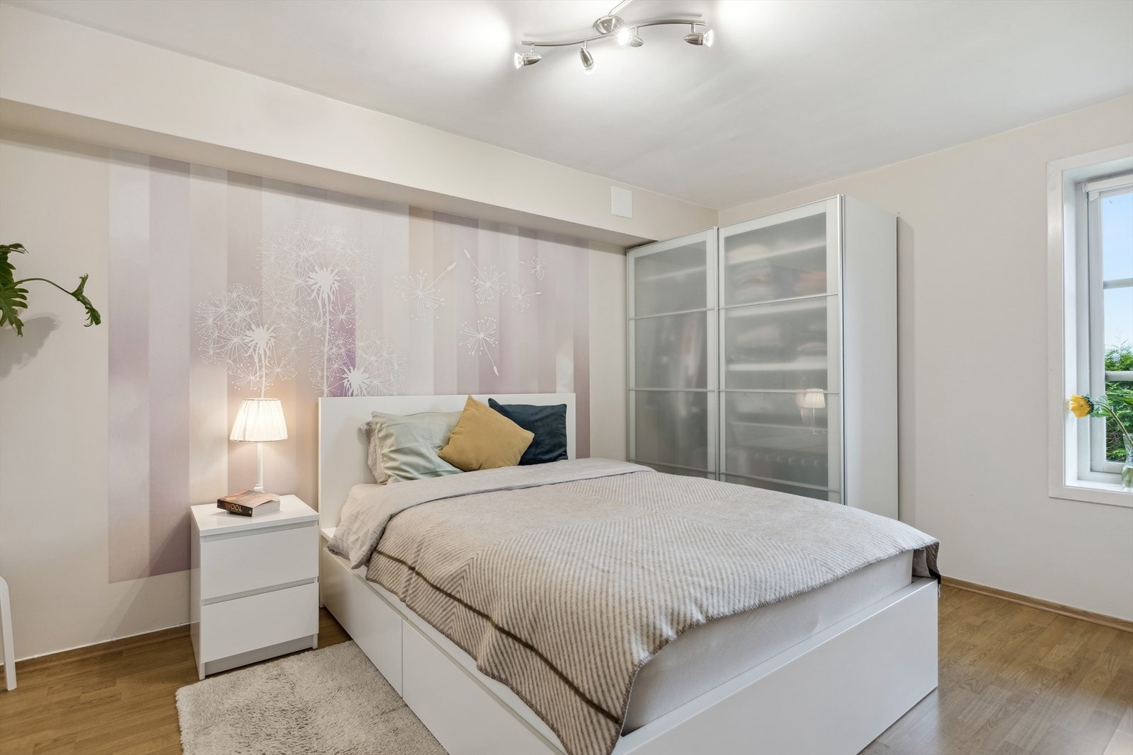 Soverom I Galleribilde