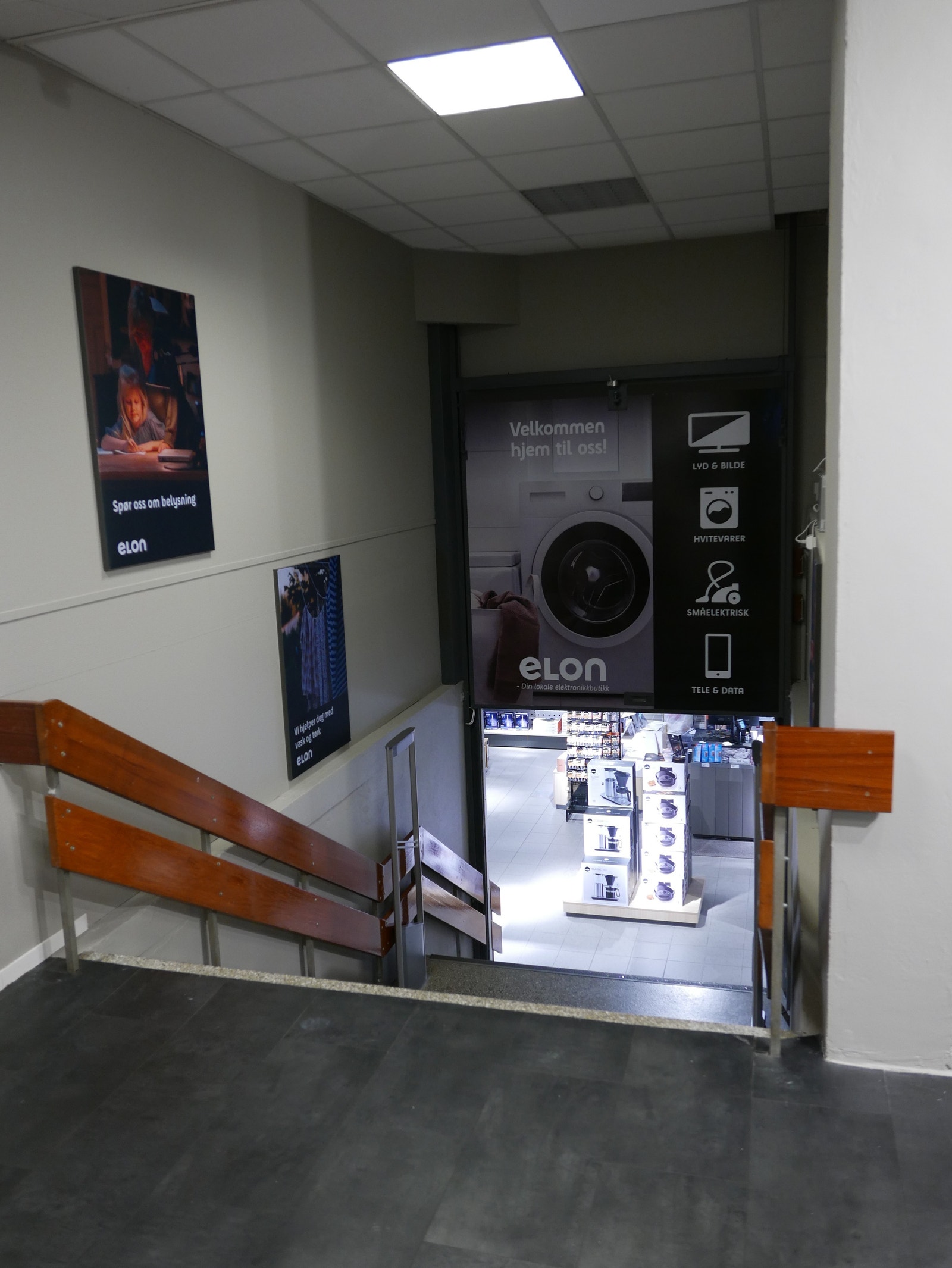 Elon med nedgang fra fellesareal Galleribilde