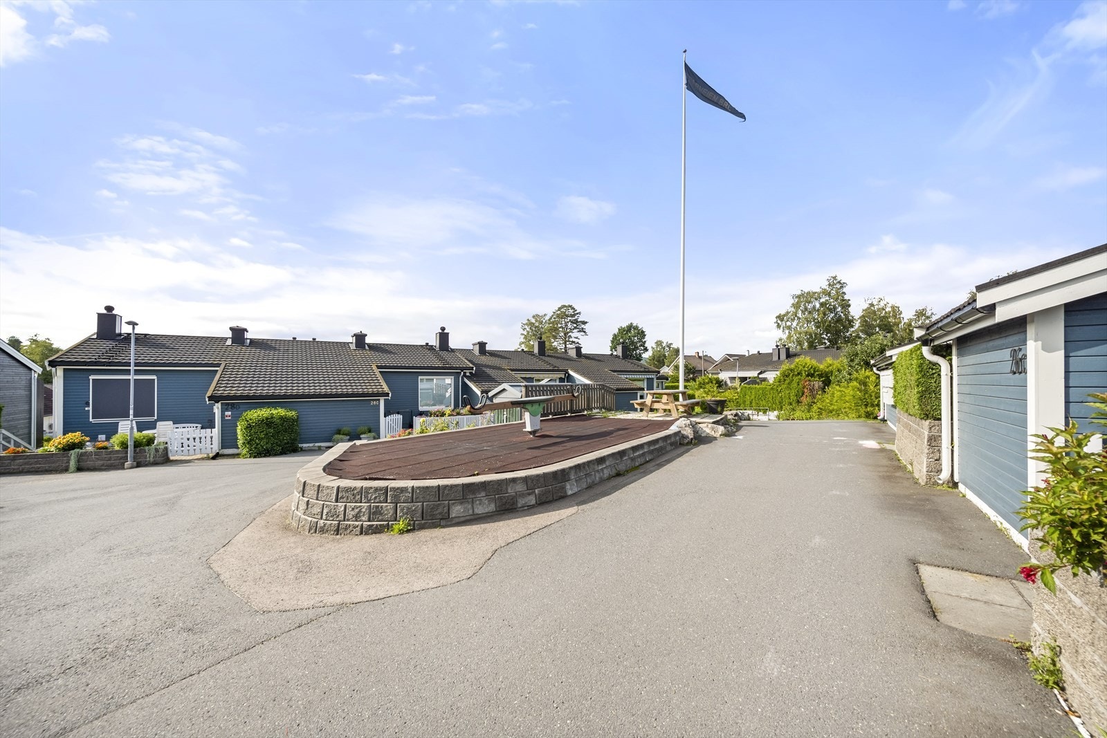 Her bor man i et hyggelig og veldrevet borettslag! Galleribilde