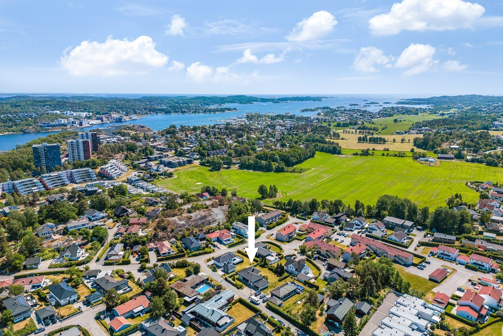 Området består av flere flotte tur og rekreasjonsområder med blant annet Marumskogen i umiddelbarnærhet og lenger ut mot Granholmen er det flere flotte badestrender. Galleribilde