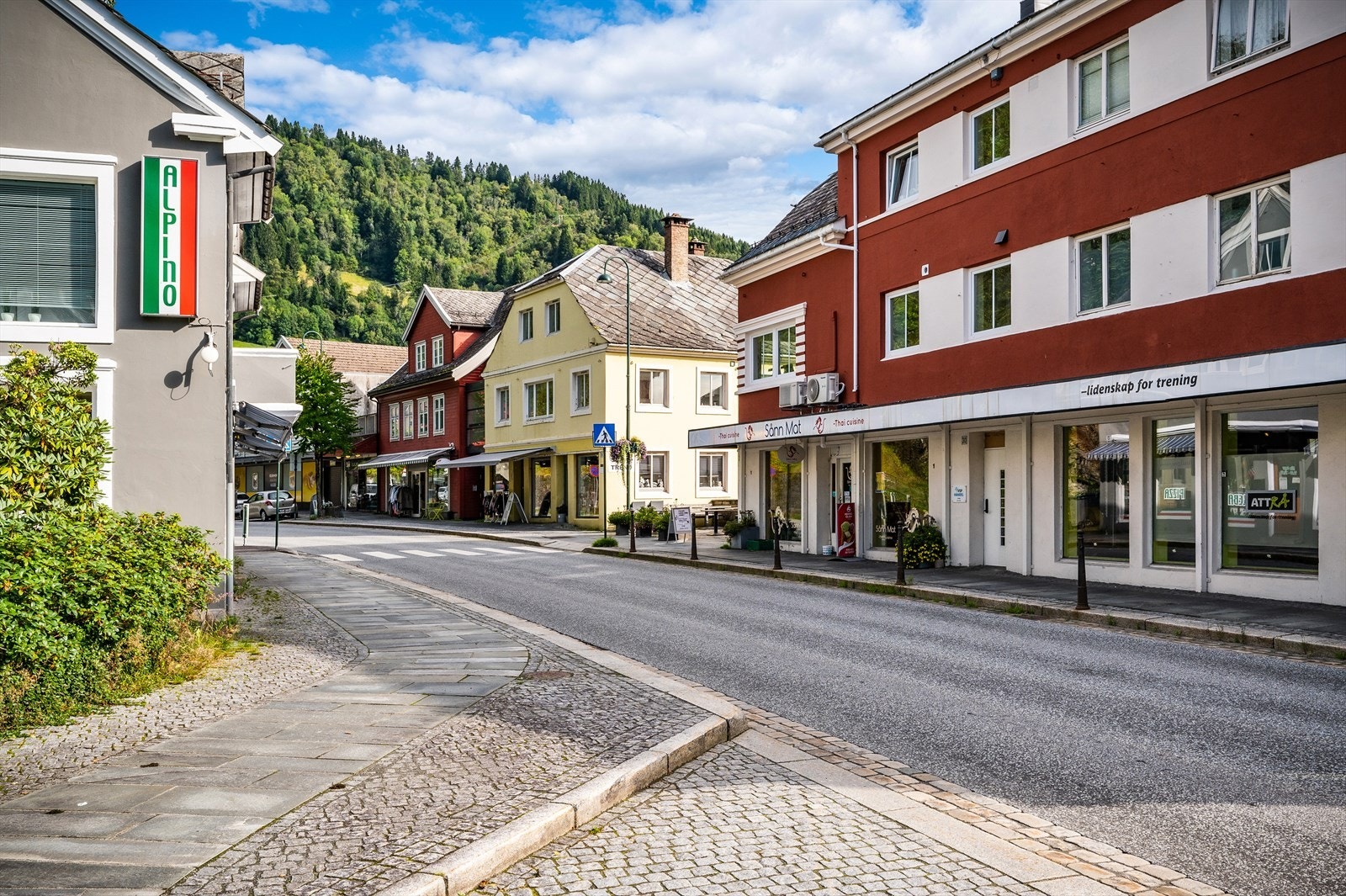 - Her finner du et utvalg av restauranter og kaféer for enhver smak - Galleribilde
