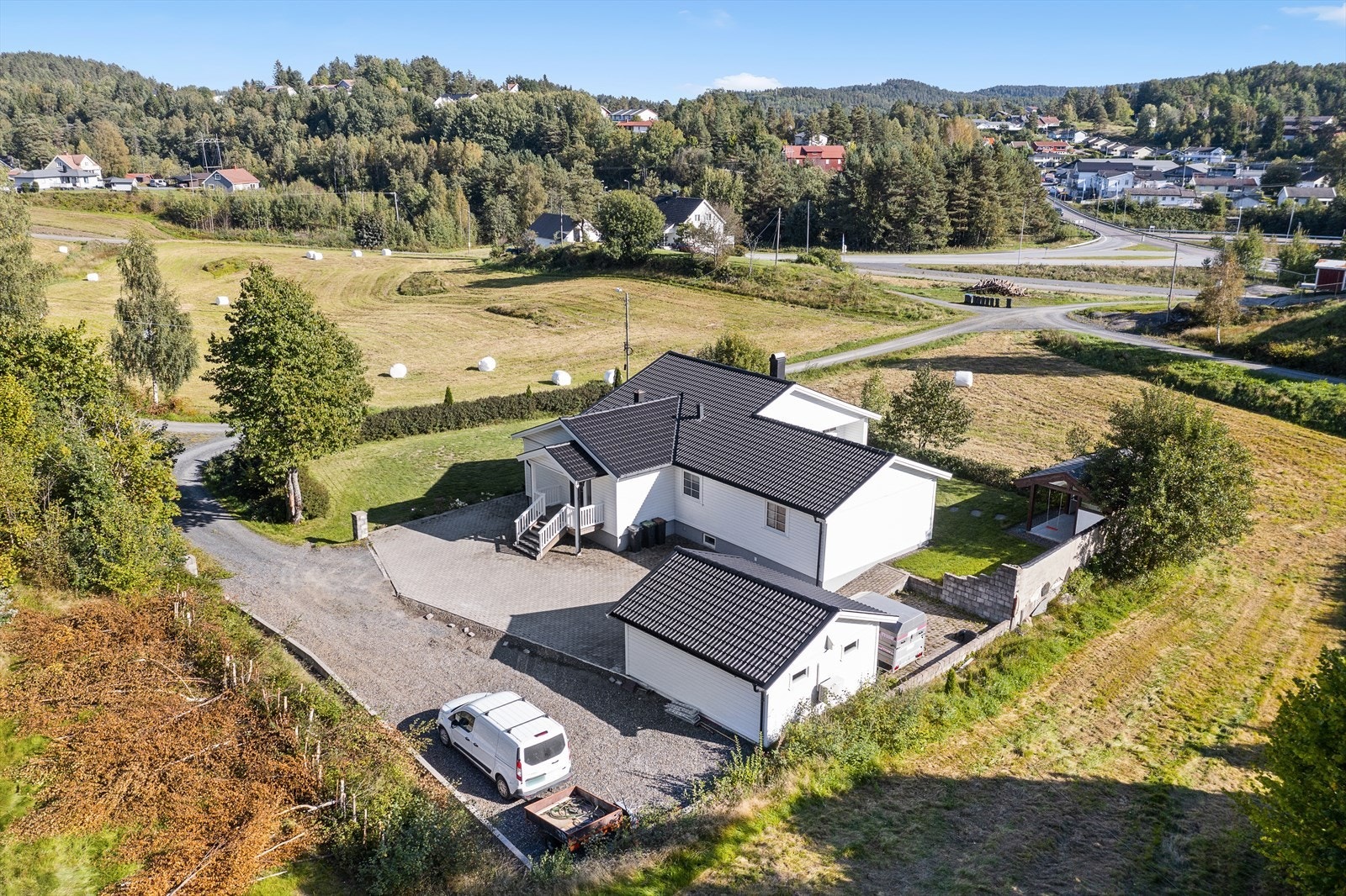 Sentralt og usjenert beliggende. Galleribilde