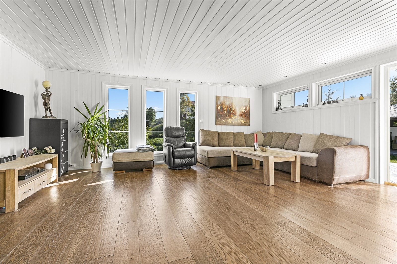 Her er det varmepumpe, det er også gjort klart for vedovn. Galleribilde