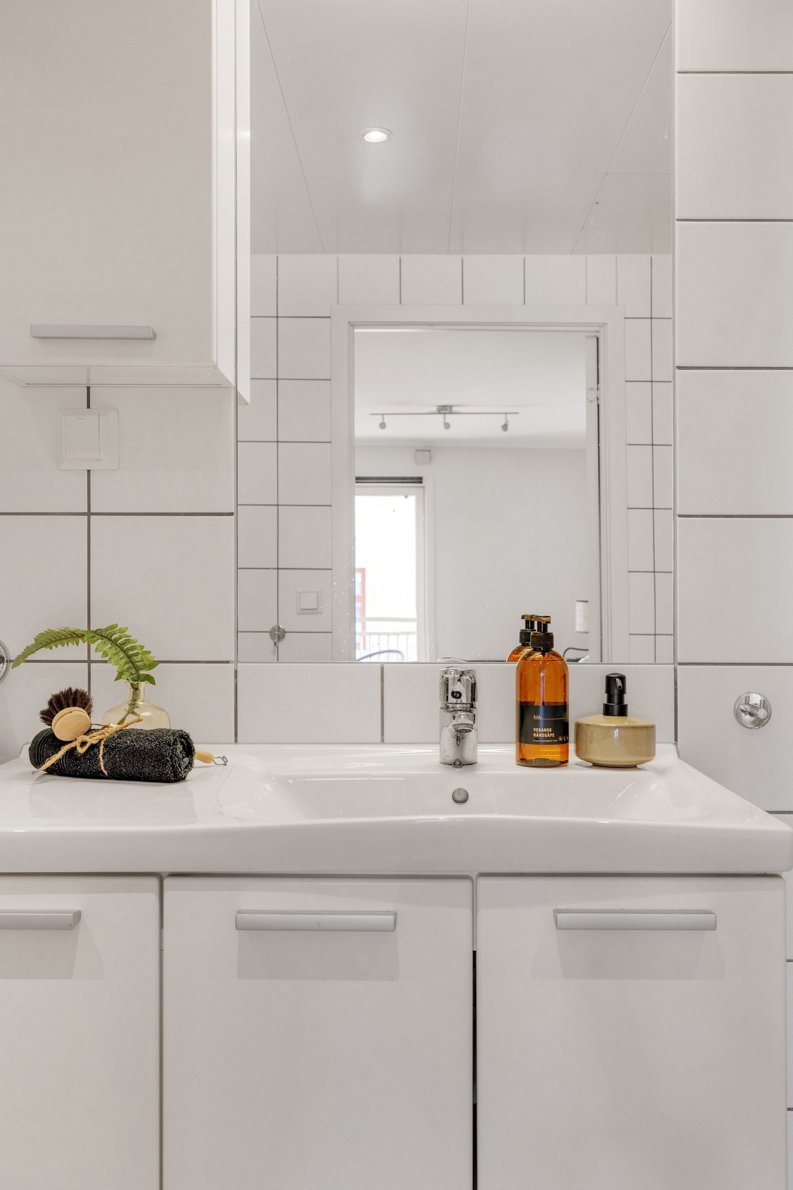 Innred etter eget ønske med planter, duftlys eller andre dekorative elementer. Galleribilde