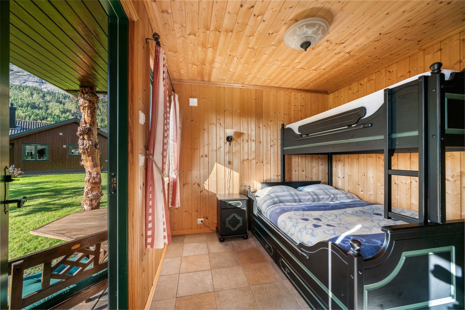 Annekset inneholder to bruksrom. Galleribilde