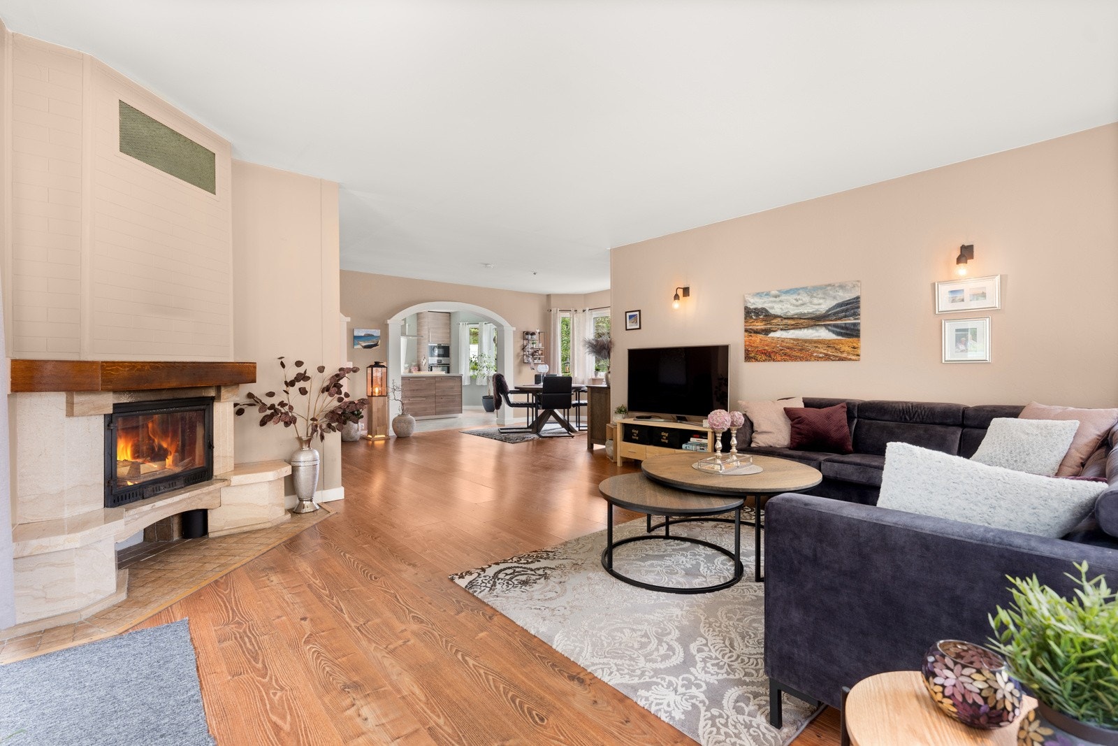 Praktisk planløsning, med alt på en flate. Galleribilde