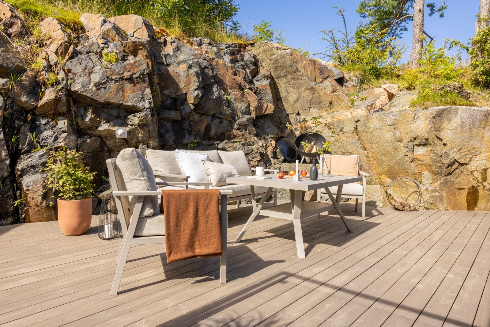 Arealet passer ypperlig til grilling og utemiddager. Galleribilde