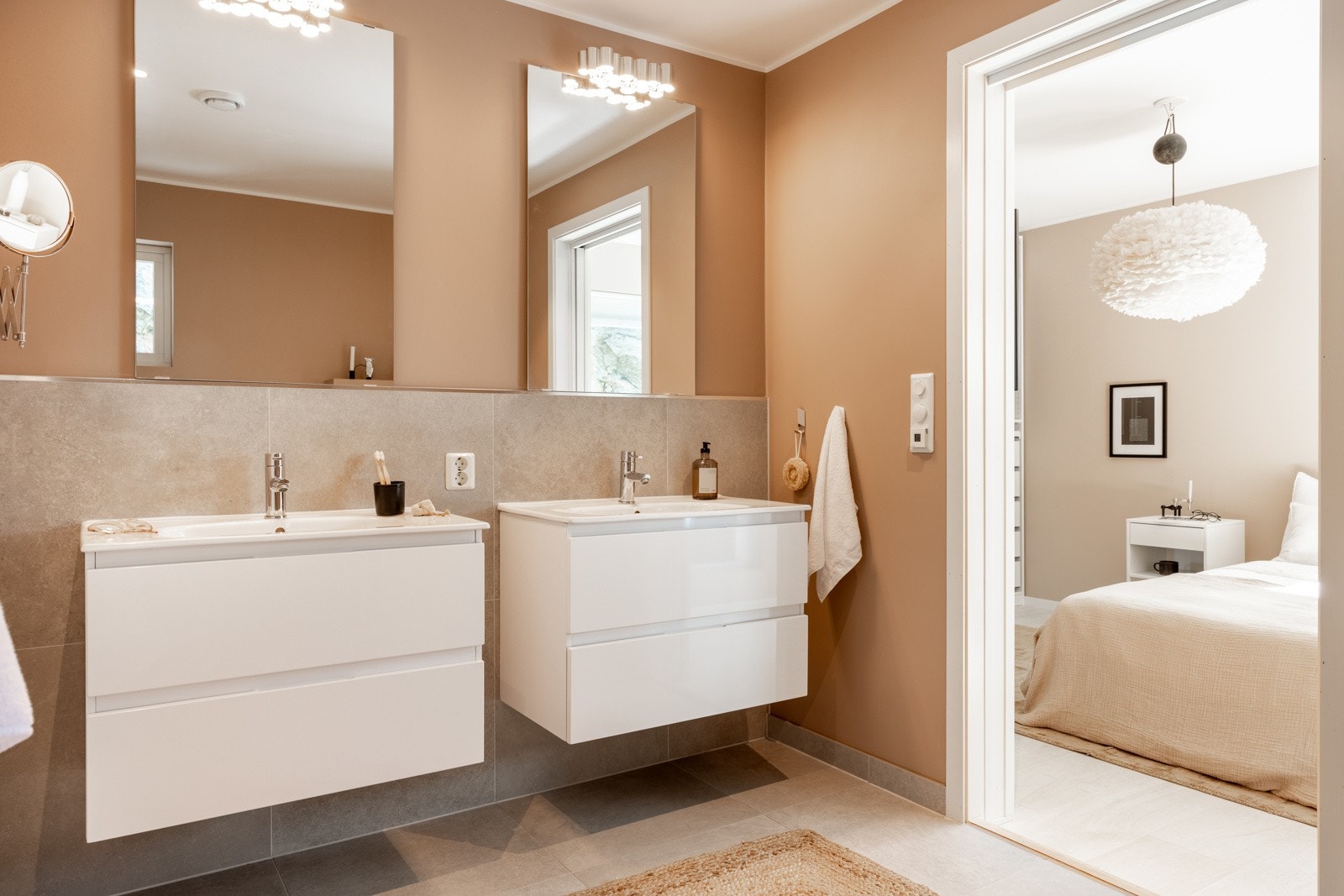 Delikat utført bad på 7.6 kvm. Galleribilde