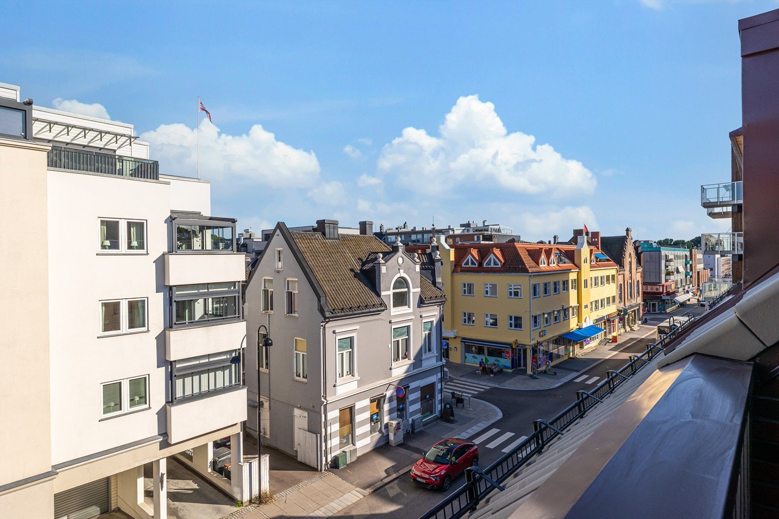 Utsikt fra balkong Galleribilde