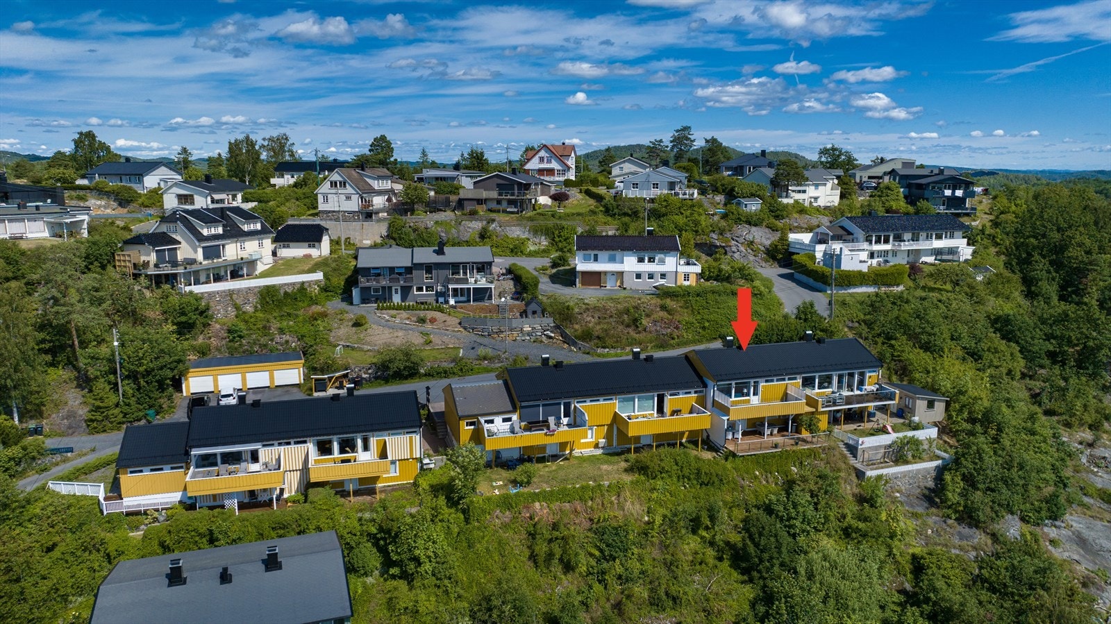 Leiligheten ligger fint til på Storkollen i Kragerø. Galleribilde