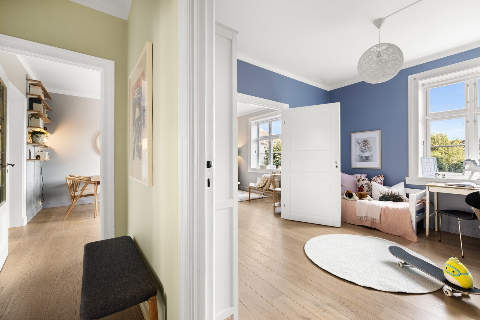 Leiligheten er gjennomgående og på ett plan. Galleribilde