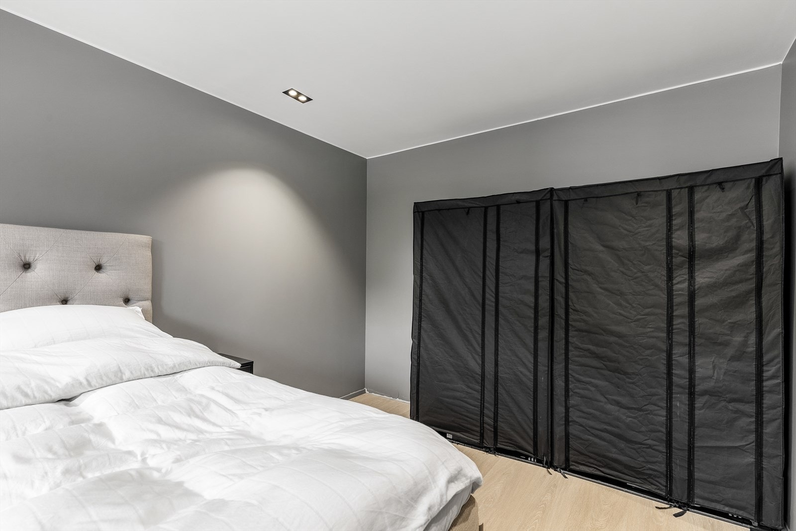 Det er lagt varmefolje i gulv som bidrar til en behagelig atmosfære. Galleribilde