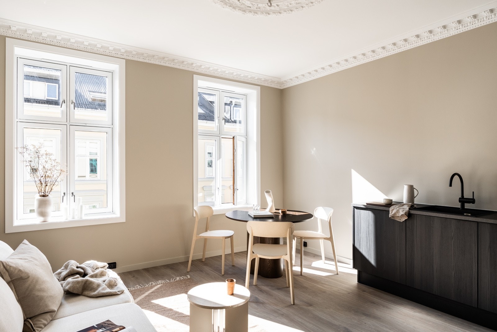 Fuglehauggata 13B presenteres av EIE eiendomsmegling ved Ole Anders Teslo. Galleribilde