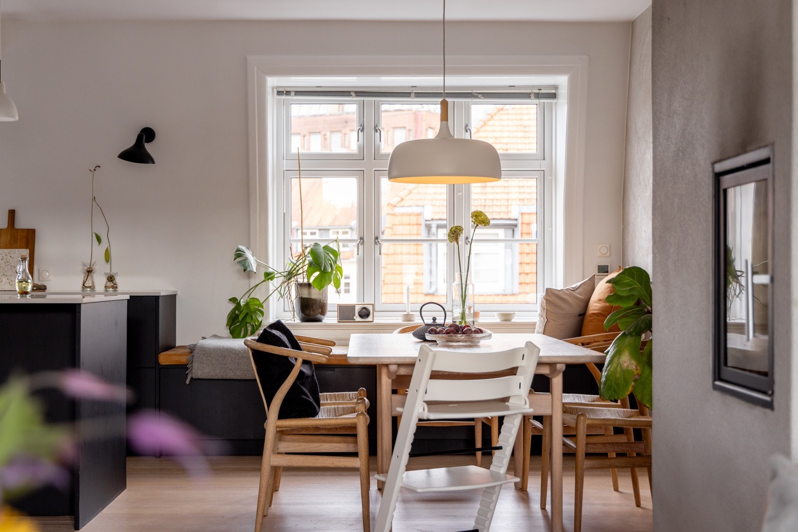 Her er det god plass til et fint spisebord Galleribilde
