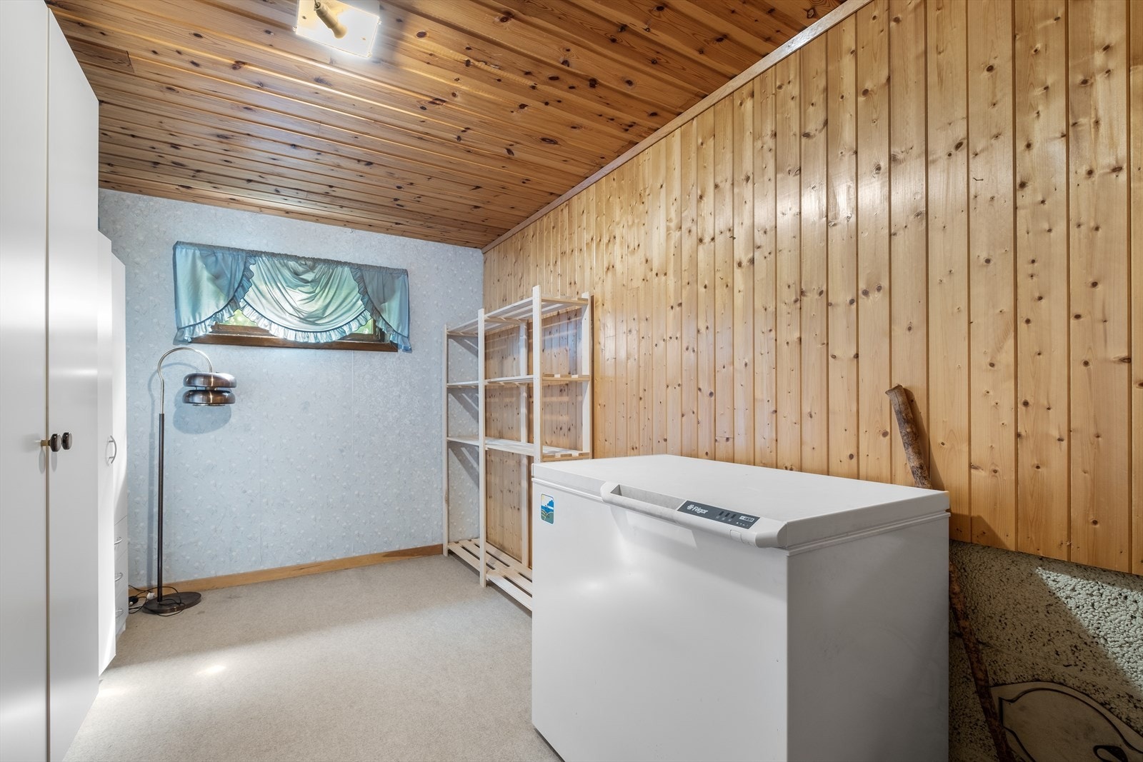 Innredet rom i kjeller. Galleribilde