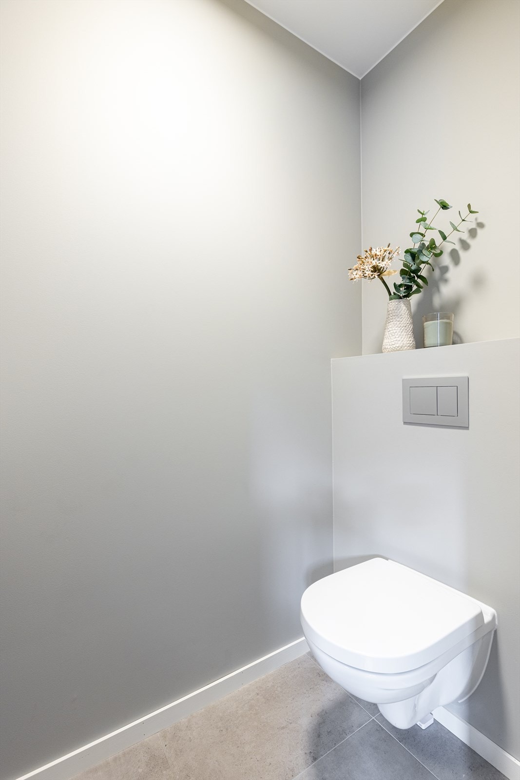 I førsteetasjen finnes også et gjestetoalett Galleribilde