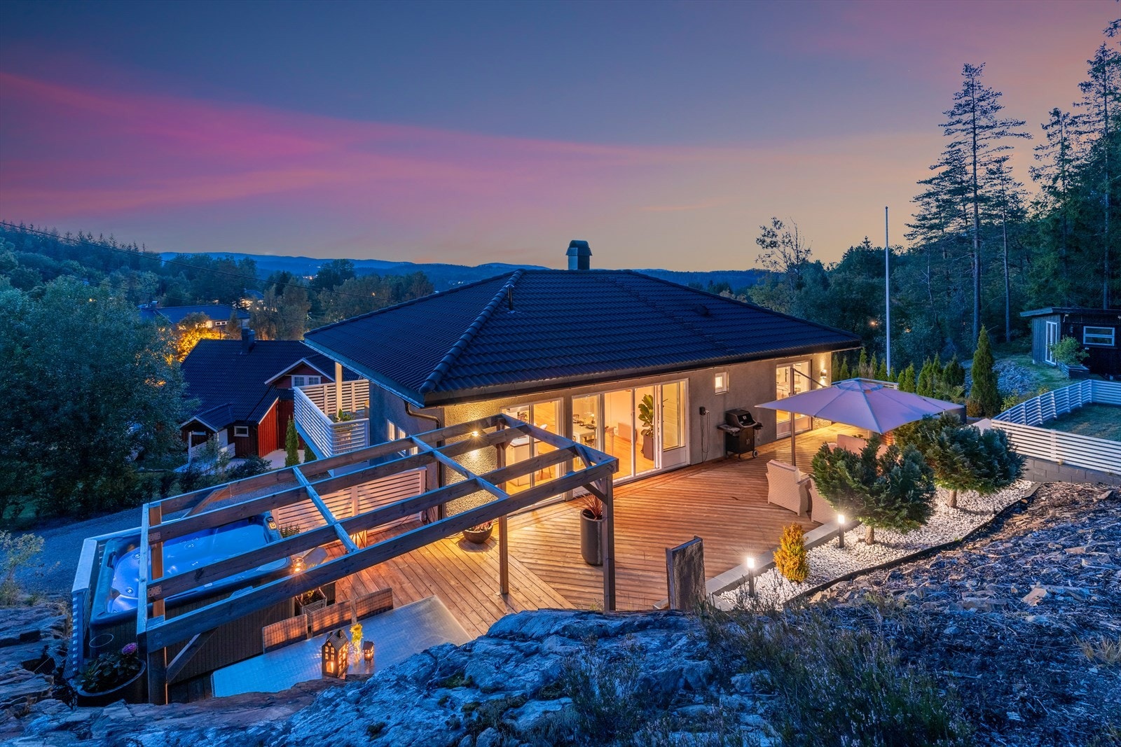 Velkommen til Moveien 1, presentert av Johannes Gamkinn v/Eiendomsmegler1 Galleribilde