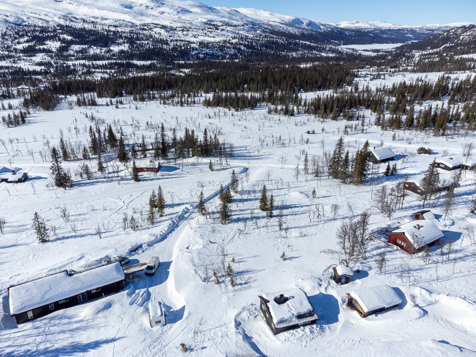 Området er bebygd med hytter og er et veldig populært område Galleribilde